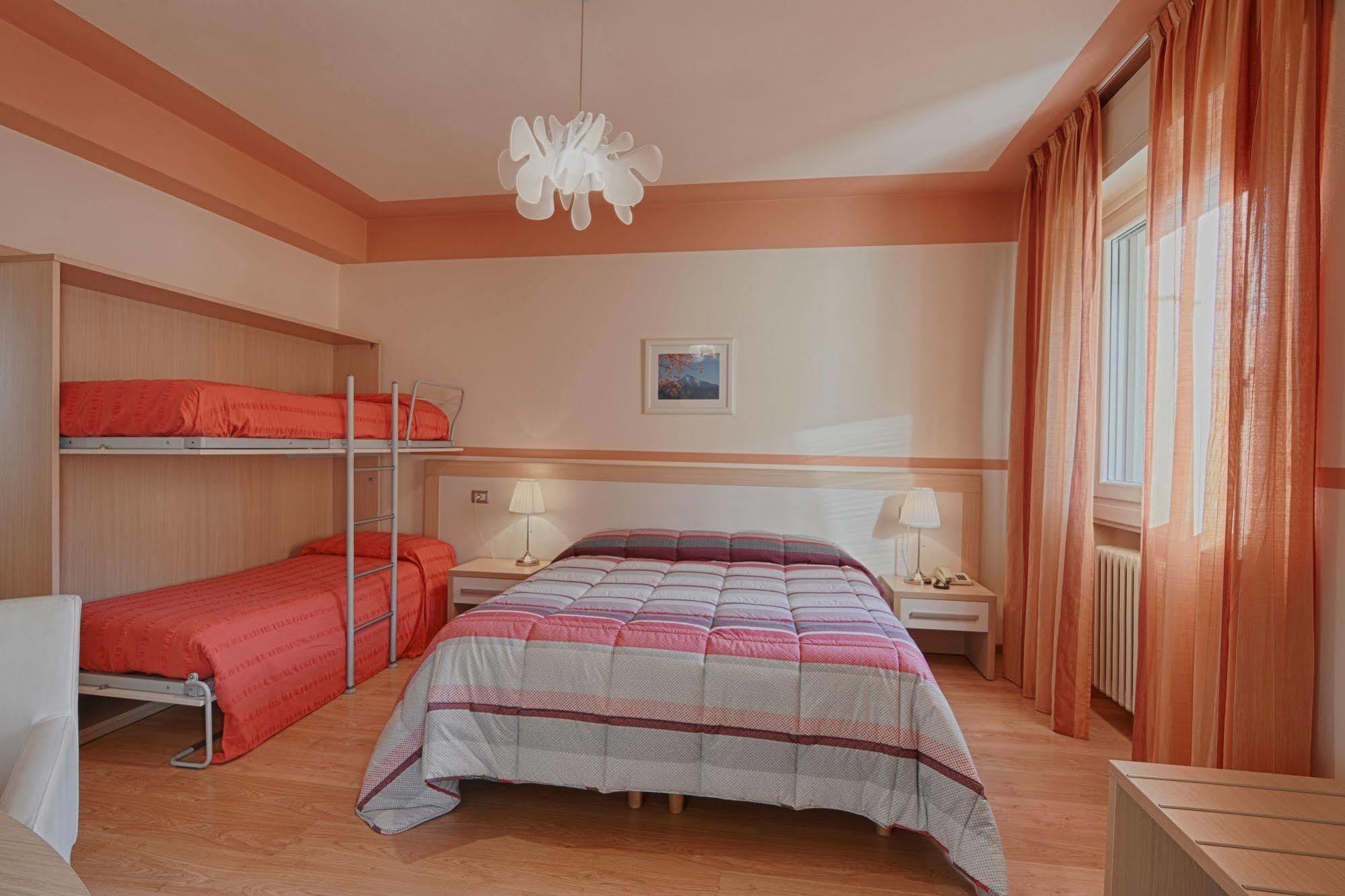 Hotel Europa - Sorico Ngoại thất bức ảnh