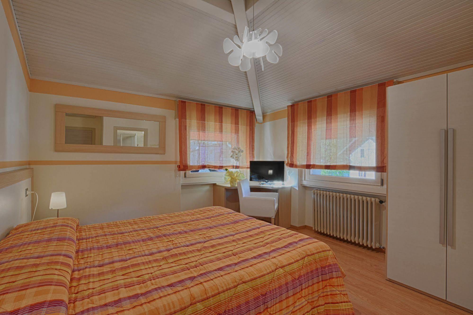 Hotel Europa - Sorico Ngoại thất bức ảnh